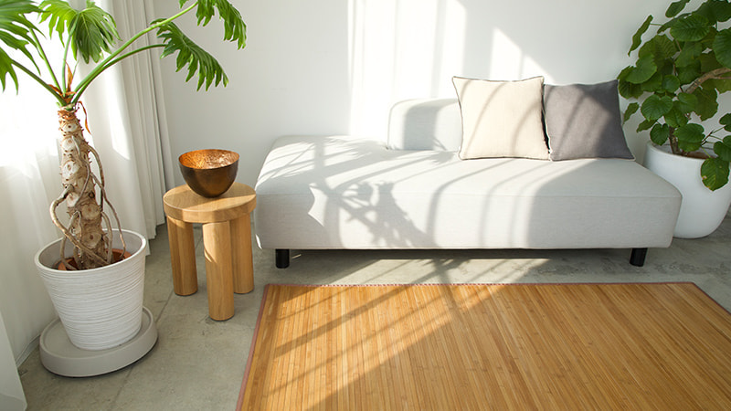 夏こそ敷きものを。涼しさをかなえてくれるラグたち。