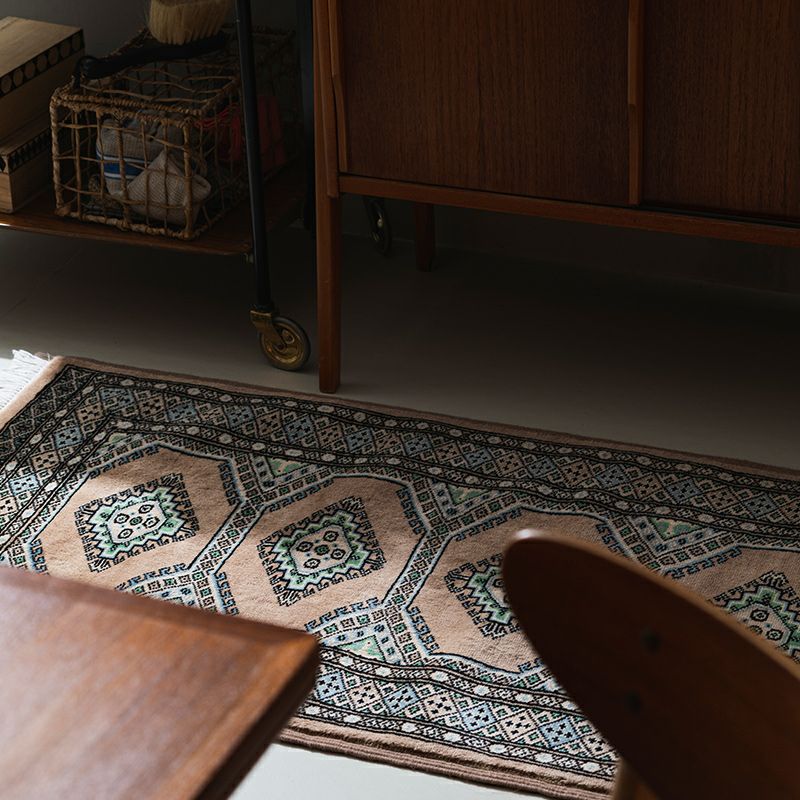 手織り ウール100% 「パキスタン緞通 ジャルダ」 | Happy Rug Market