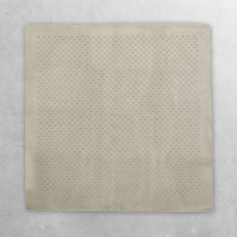 【日本製ペットも嬉しいスタイリッシュラグ