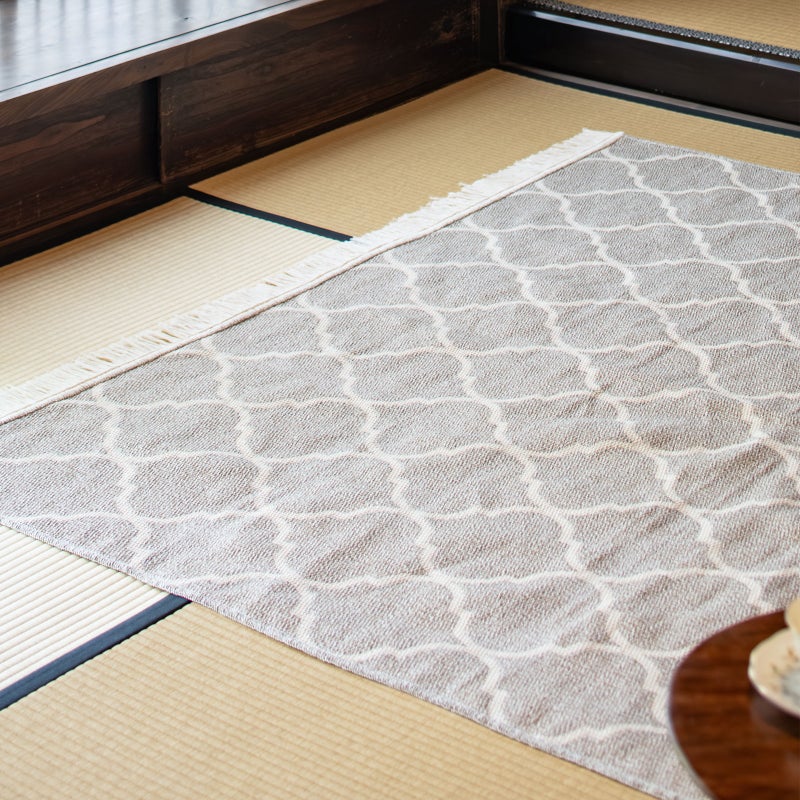 【Happy Rug Market オリジナル】国産　モロッカン柄「素肌に心地いい綿混ラグ」　アッシュグレー